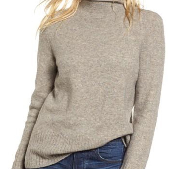 Madewell Inland Turtleneck Sweater in Coziest Yarn - Picture 2 of 10